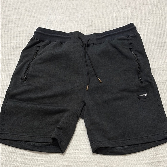 Hurley Other - Hurley Nike dri fit shorts with zipper pockets